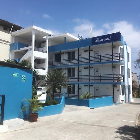 Hostal Albatros Manta Exterior foto